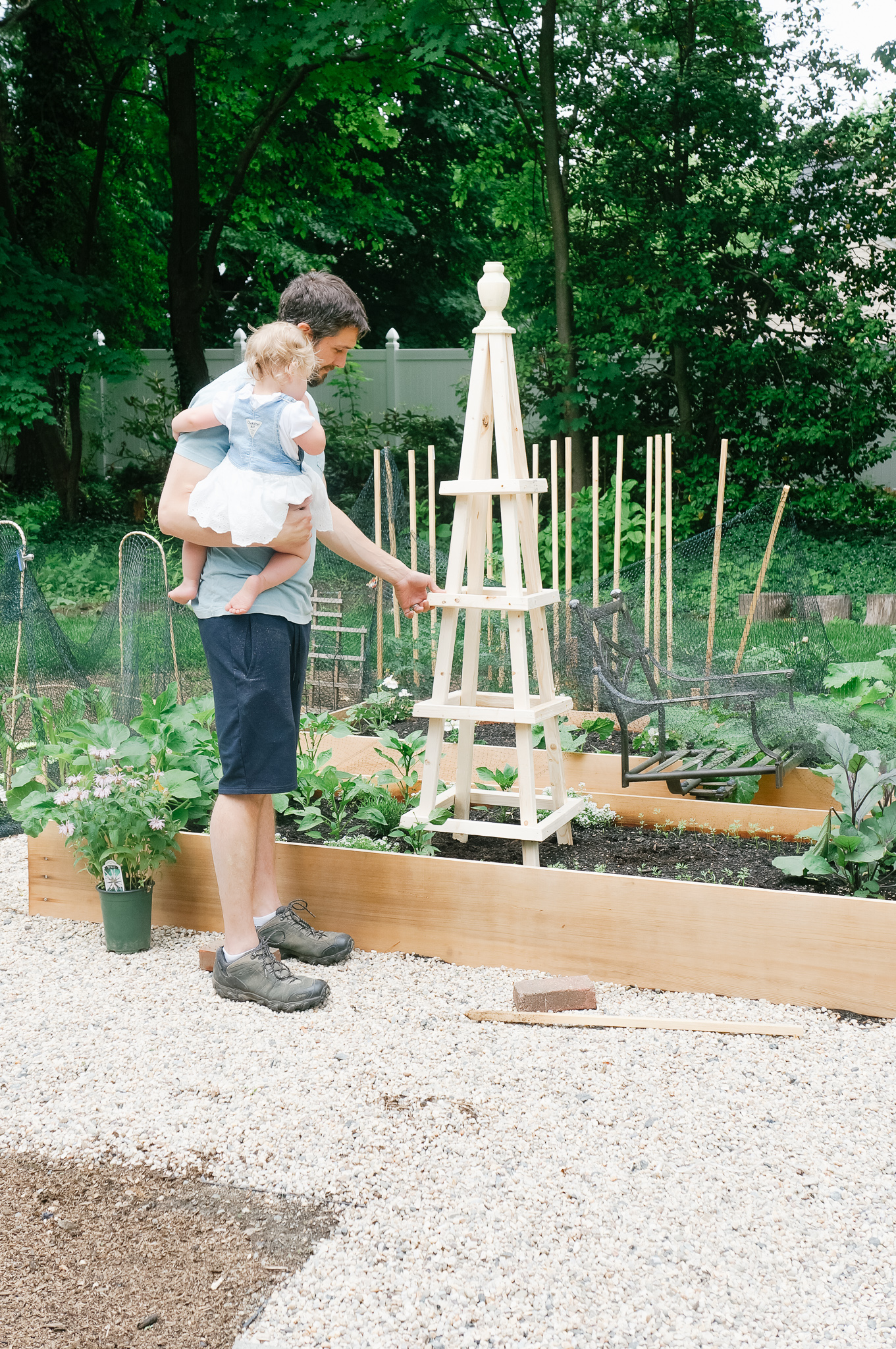 Garden Design and Trellis DIY