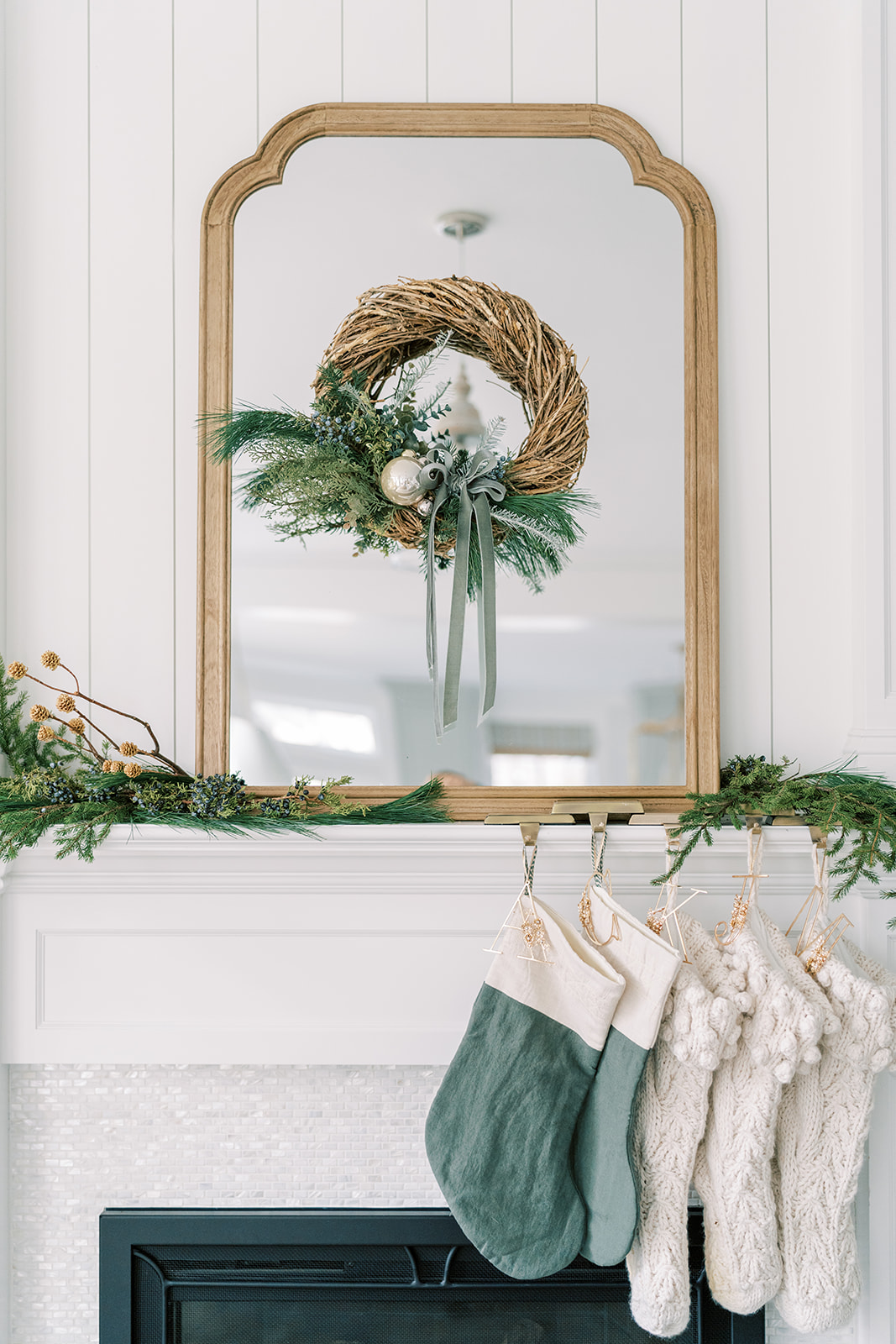 How to Decorate With Gold and Blue for Christmas - Sanctuary Home Decor