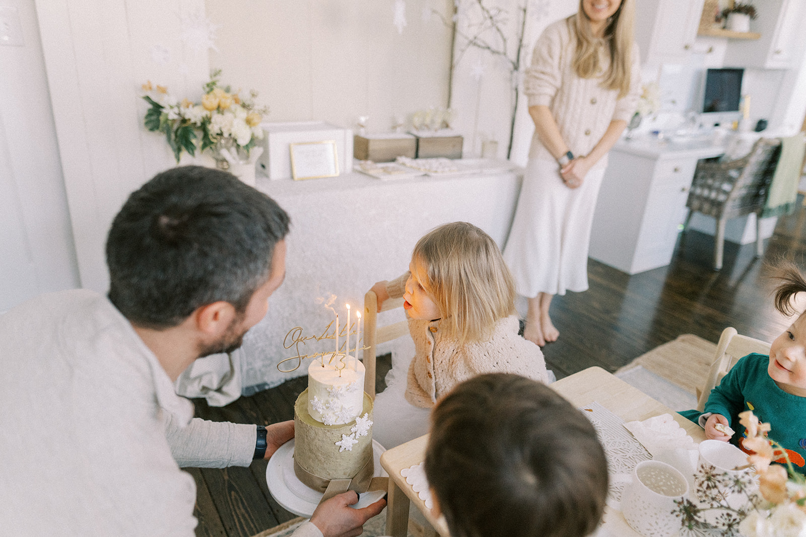 A Snowflake Party - Finding Lovely